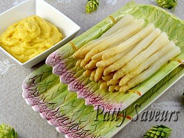 How to Cook White Asparagus small