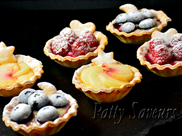 Mini Peach and Berry Tartlets