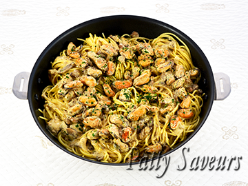 Pasta and Mussels Creamy Wine Sauce small
