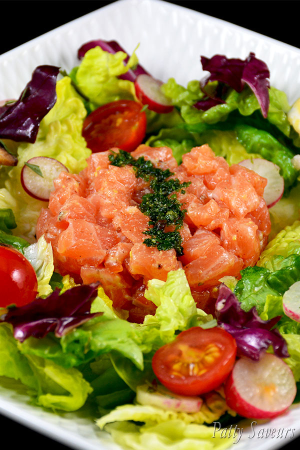 Salmon Tartar Over Mixed Salad pint large